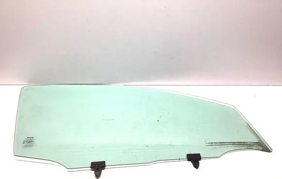 Nissan Qashqai Front door window glass four-door 43R001582