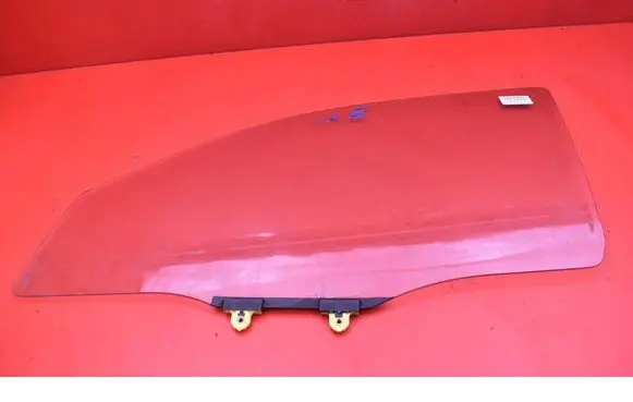 Mitsubishi Outlander Front door window glass four-door