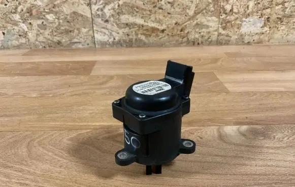 Volvo V50 EGR valve 9672880080 V29006980 708000054