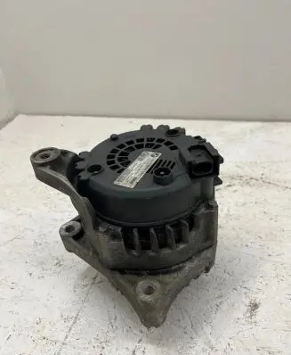 BMW 5 E60 E61 Generator/alternator 7802261 2543461C