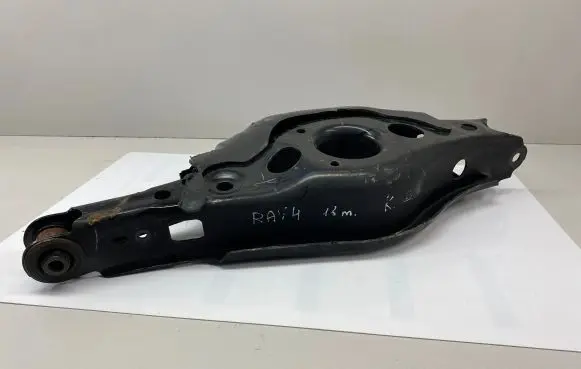 Toyota RAV 4 (XA40) Rear upper control arm/wishbone