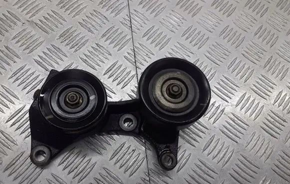 Toyota Corolla E120 E130 Alternator belt tensioner pulley 