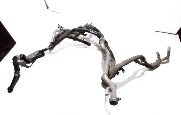 Volkswagen Touareg II Engine coolant pipe/hose 057121075AP 7P6121070AM