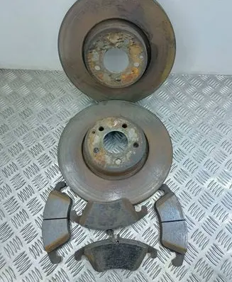 Mercedes-Benz E W212 Front brake disc