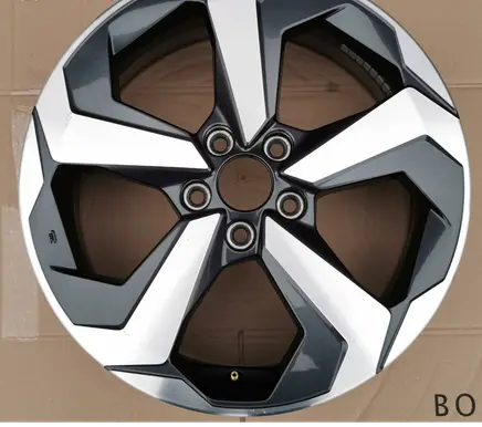 Nissan Qashqai J12 R18 alloy rim 6UA9A-BAX 6UA9A