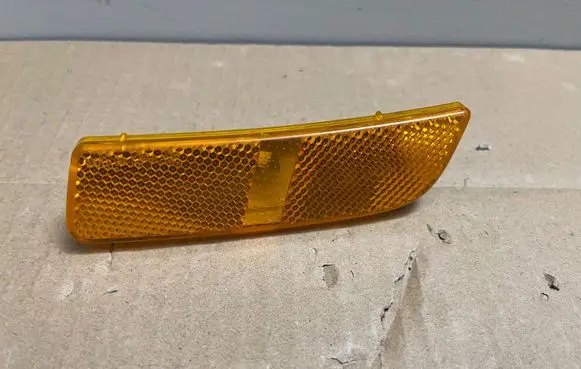 Volkswagen Tiguan Front reflector 5N0945120A