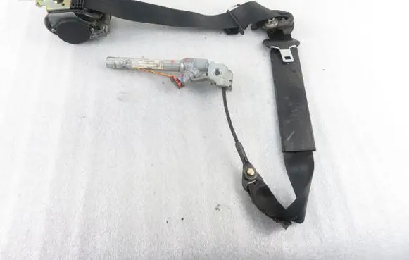 Citroen C5 Front seatbelt B507743