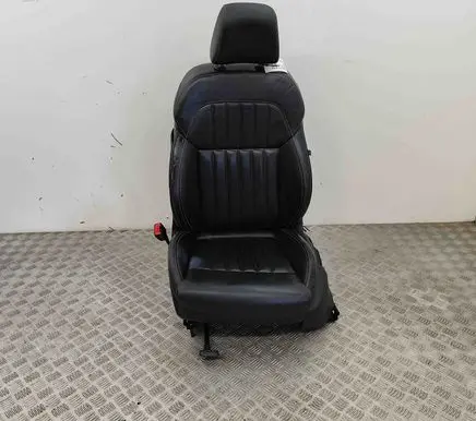 Skoda Superb B8 (3V) Front driver seat 5Q4881105M