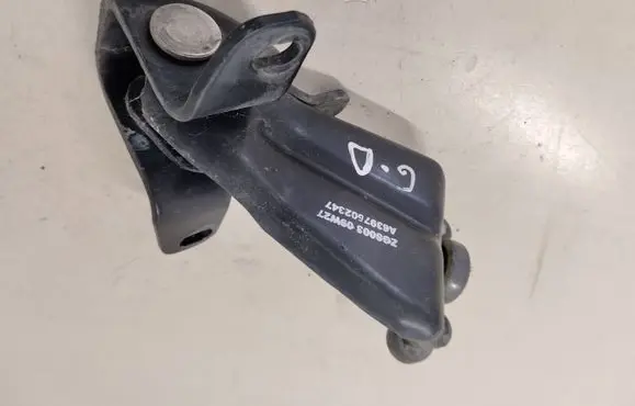 Mercedes-Benz Vito Viano W639 Sliding door middle roller runner A6397602347