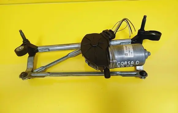 Opel Corsa D Wiper motor 13432685