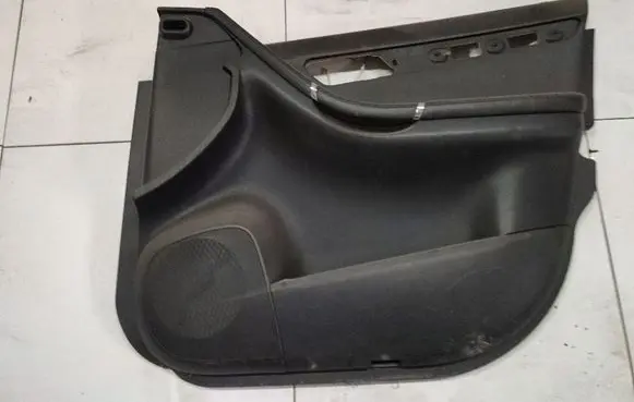 Mercedes-Benz R W251 Front door card panel trim 300661