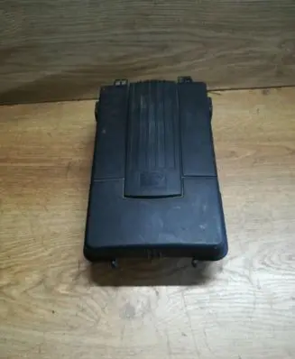 Volkswagen Golf V Battery box tray cover/lid 1K0915443A
