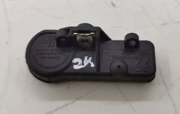 Citroen DS4 Tire pressure sensor 9673860880