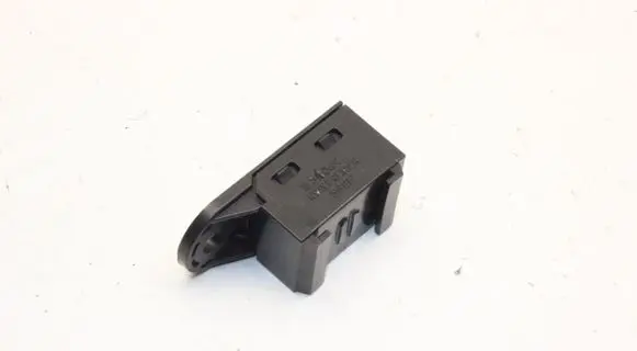 Nissan Leaf I (ZE0) Other relay