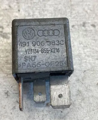 Volkswagen PASSAT B5.5 Other relay 191906383c