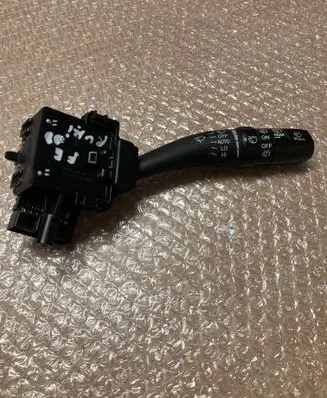 Hyundai Santa Fe Wiper control stalk 202004726
