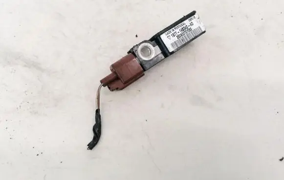Ford Mondeo Mk III Airbag deployment crash/impact sensor 1S7T14B342AD 1S7T-14B342-AD