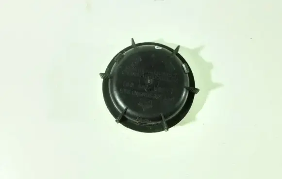 KIA Xceed Headlight/headlamp dust cover