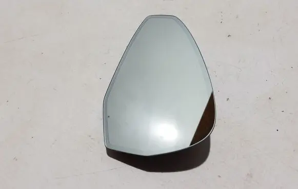Audi A4 S4 B9 Wing mirror glass 8W0857535E