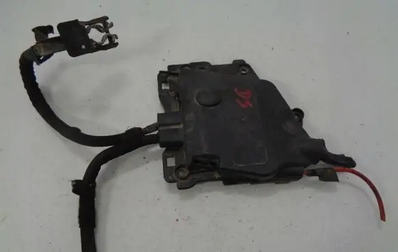Citroen DS3 Battery relay fuse 9675123880