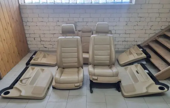 Volkswagen Touareg I Interior set 