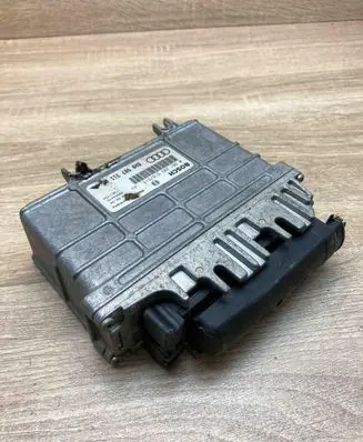 Audi 80 90 S2 B4 Engine control unit/module ECU 8A0907311AE 0261203516 WithPlug