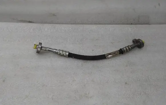 Volvo XC60 Air conditioning (A/C) pipe/hose 31332755 L7842008