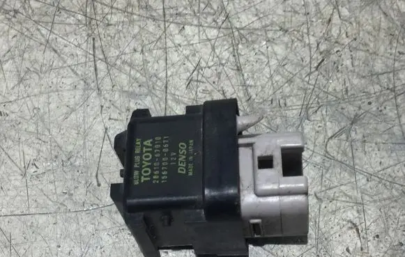 Toyota Auris E180 Glow plug pre-heat relay 2861067010 1567000671 2860126030