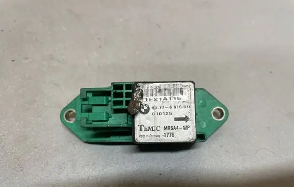BMW 5 E39 Airbag deployment crash/impact sensor 6910678