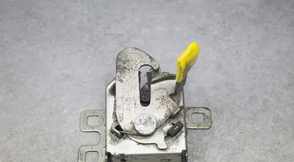 Fiat Bravo Engine bonnet/hood lock/catch A727