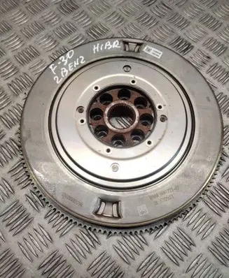 BMW 3 F30 F35 F31 Flywheel 8681723 D170503