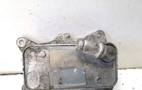 Mercedes-Benz GLK (X204) Oil filter mounting bracket A6511800865
