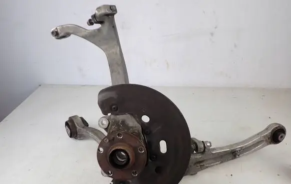 Audi A8 S8 D3 4E Front wheel hub spindle knuckle 