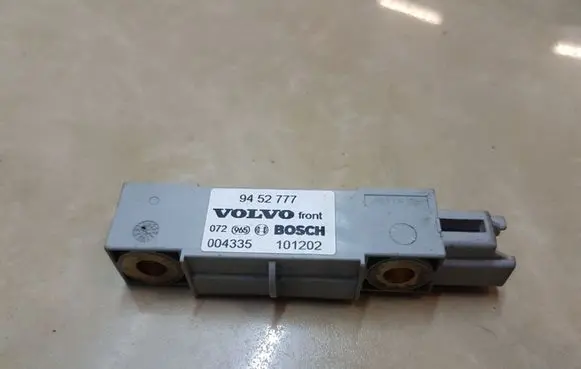 Volvo V70 Airbag deployment crash/impact sensor 9452777