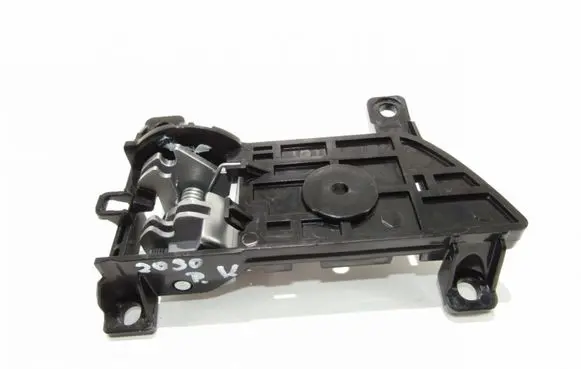 KIA Sorento Front door interior handle 826132P000