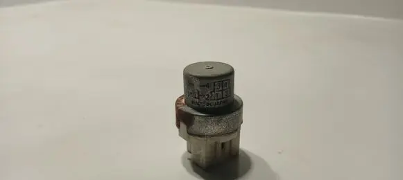 Toyota Land Cruiser (BJ70) Other relay