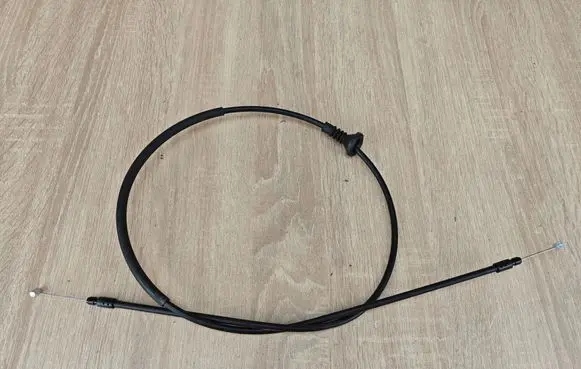 BMW 8 G16 Engine bonnet/hood lock release cable 7347413