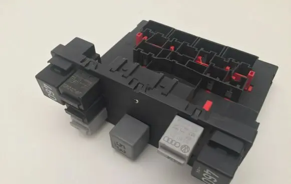 Volkswagen PASSAT B6 Comfort/convenience module 3C0937049H