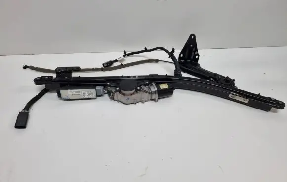 Chrysler Pacifica Sliding door motor assembly PN5926737AA N5926737AA 5926737AA