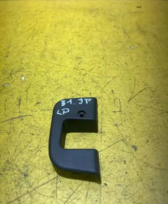 Mercedes-Benz SLK R171 Other front door trim element A2037230124