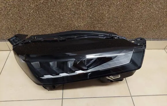 Peugeot 5008 III Headlight/headlamp 9851217180