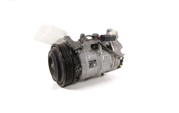 BMW M4 F82 F83 Air conditioning (A/C) compressor (pump) 9299328