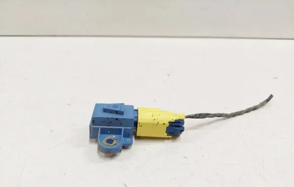 Volkswagen PASSAT B6 Airbag deployment crash/impact sensor 1K0955557A