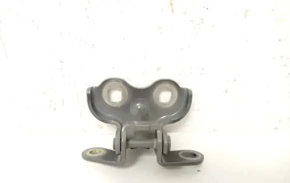 Opel Crossland X Front door lower hinge 