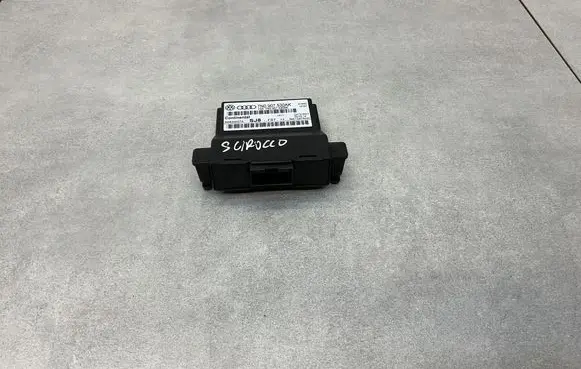 Volkswagen Scirocco Gateway control module 7N0907530AK