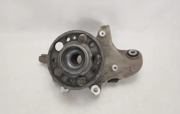 Mercedes-Benz E W213 Stub axle A2133572600 2133572600