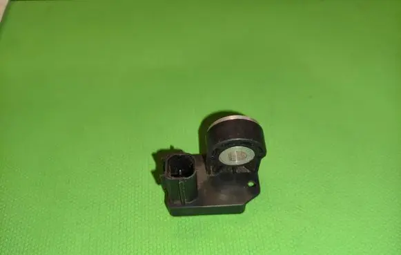 Ford Fiesta Airbag deployment crash/impact sensor 8V5114B006AC 07500355