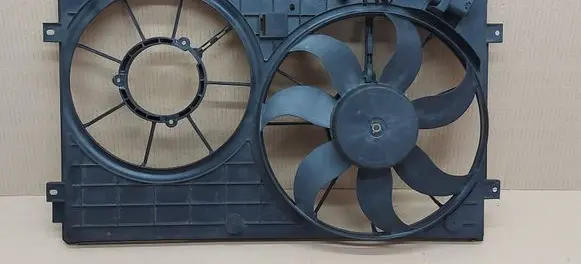 Volkswagen PASSAT B7 Electric radiator cooling fan 1K0121207BB