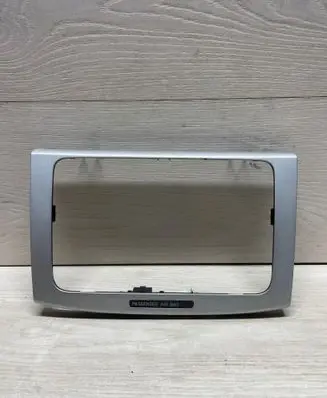 Volkswagen PASSAT CC Radio/GPS head unit trim 3C0858069AE