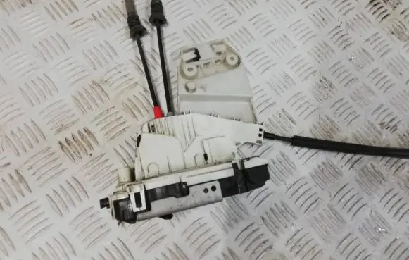 Fiat 500X Rear door lock 00HH0391